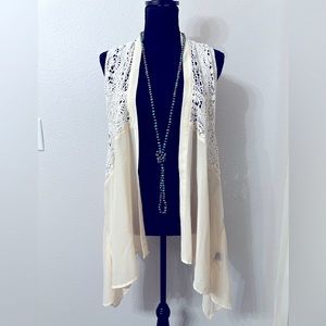 Women’s Creamy White Lace Western, Sleeveless Cardigan